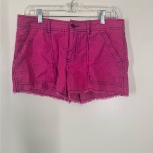 Free People Pink Frayed Shorts Size 6 Very Soft Tye Die Look 100% cotton EUC